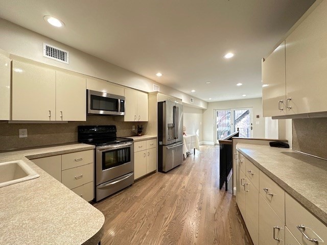 3 bed, 3 bath apartment for rent at 159 Salem St Unit 4, North End