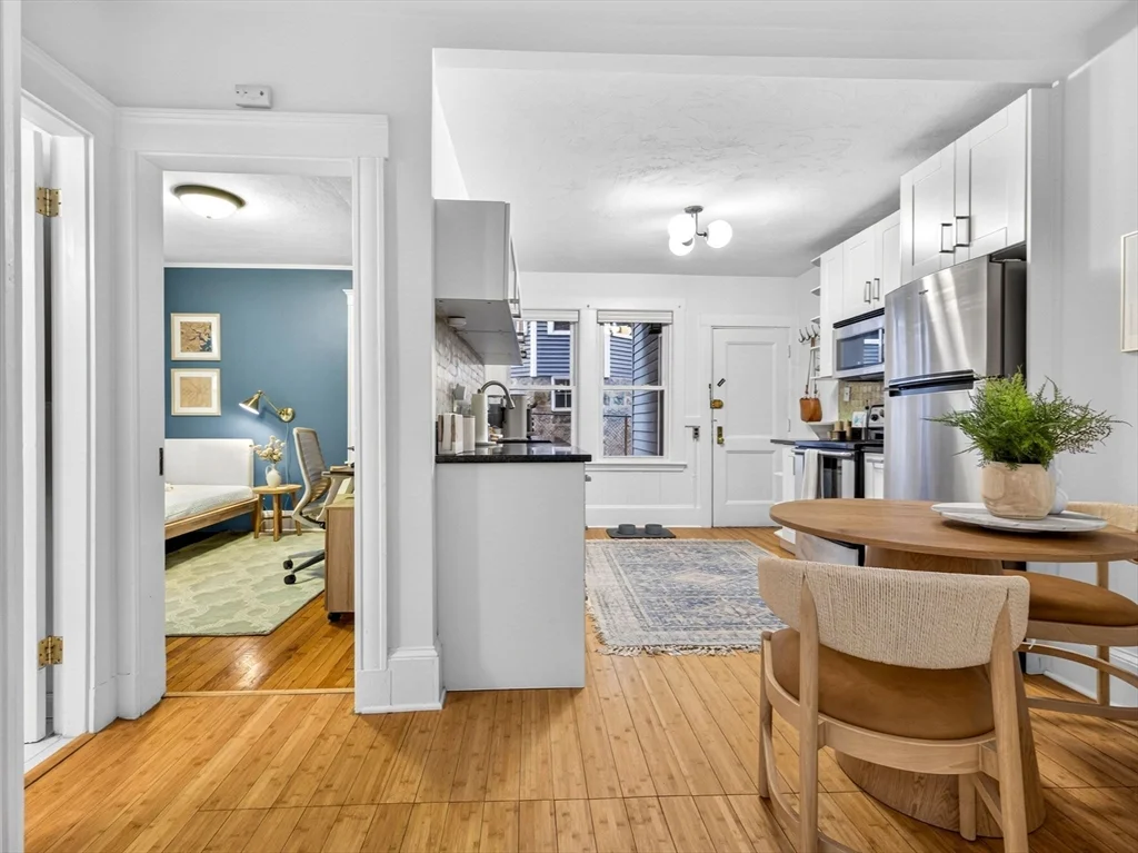 2 bed, 1 bath apartment for rent at 159 South St Unit 1L, Jamaica Plain — photo 10 of 24