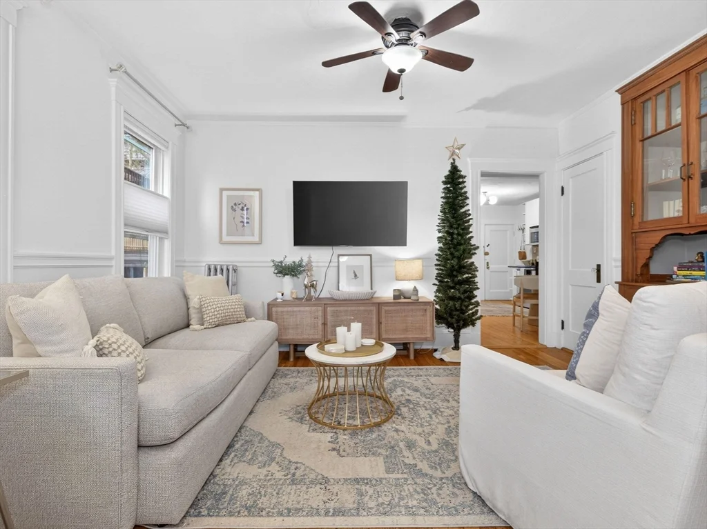 2 bed, 1 bath apartment for rent at 159 South St Unit 1L, Jamaica Plain — photo 1 of 24
