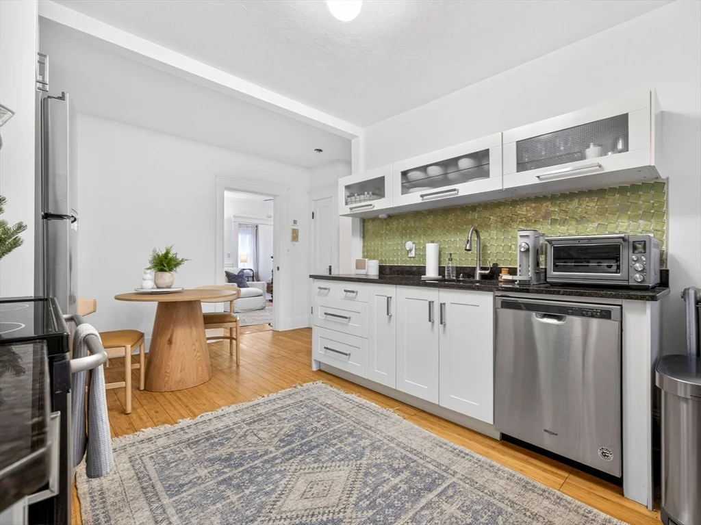 2 bed, 1 bath apartment for rent at 159 South St Unit 1L, Jamaica Plain — photo 11 of 24