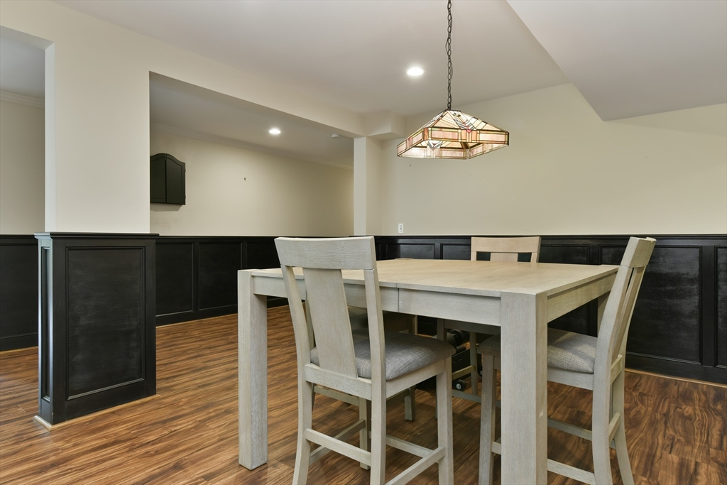 5 bed, 4+ bath apartment for rent at 159 Walpole St, Dover — photo 34 of 40