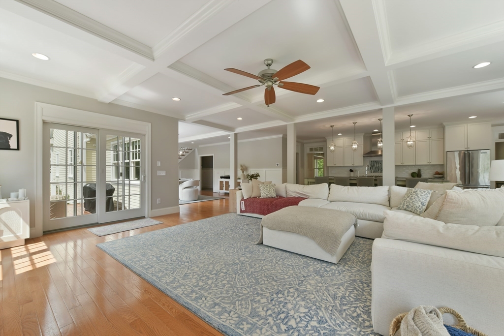 5 bed, 4+ bath apartment for rent at 159 Walpole St, Dover — photo 8 of 40