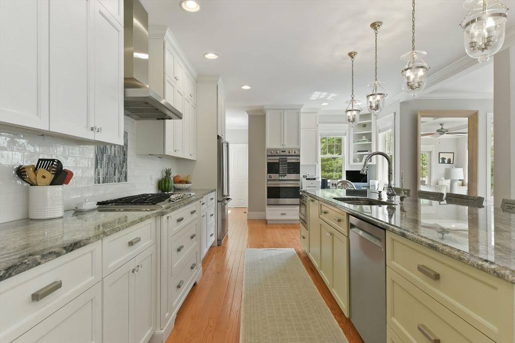 5 bed, 4+ bath apartment for rent at 159 Walpole St, Dover — photo 10 of 40