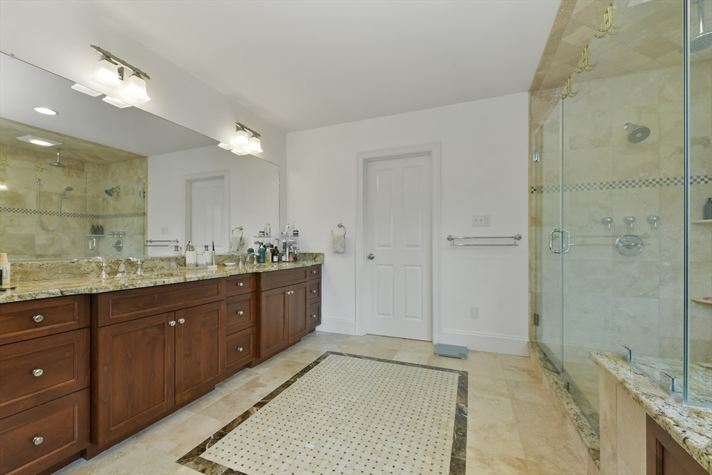 5 bed, 4+ bath apartment for rent at 159 Walpole St, Dover — photo 24 of 40