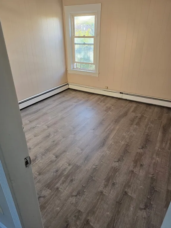 3 bed, 1 bath apartment for rent at 159 Warren Ave Unit 2, Pawtucket — photo 8 of 10