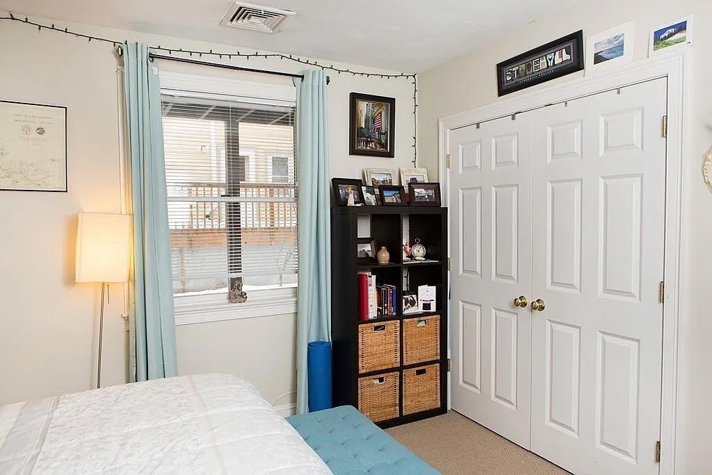 3 bed, 2.5 bath apartment for rent at 159 W 6th St Unit 1, South Boston — photo 17 of 36