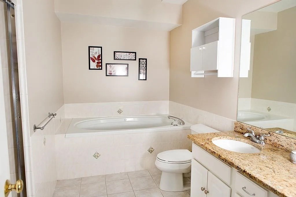 3 bed, 2.5 bath apartment for rent at 159 W 6th St Unit 1, South Boston — photo 21 of 36