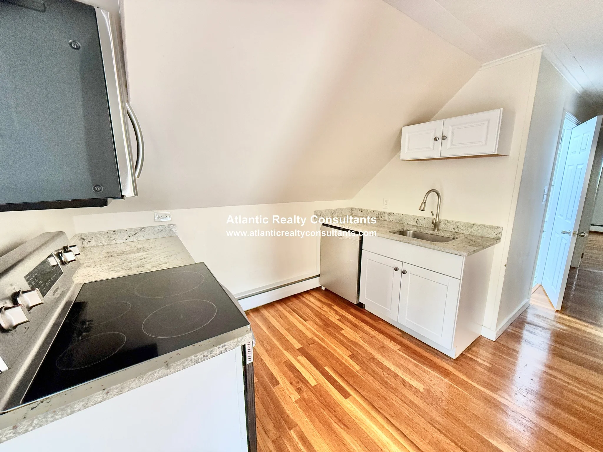 2 bed, 1 bath apartment for rent at 159 Winsor Ave Unit 3, Watertown — photo 3 of 11