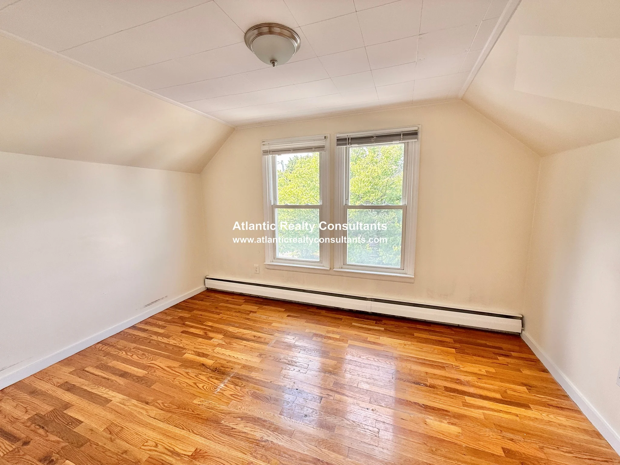 2 bed, 1 bath apartment for rent at 159 Winsor Ave Unit 3, Watertown — photo 4 of 11