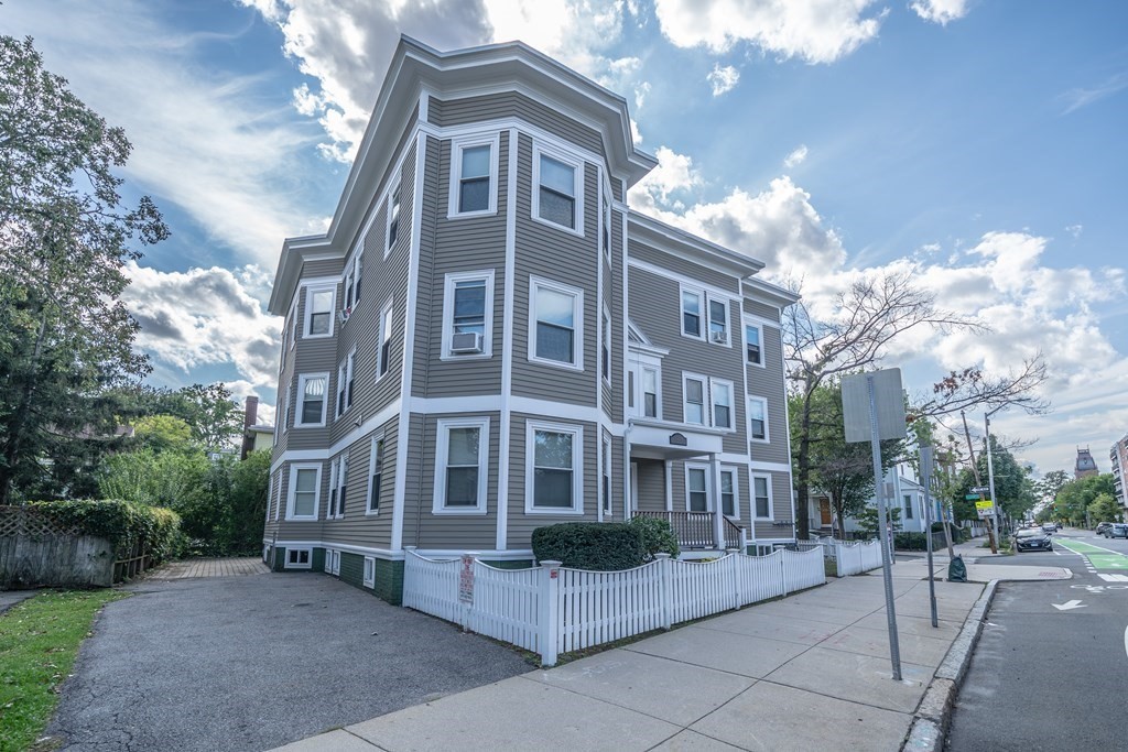 3 bed, 1 bath apartment for rent at 1590 Cambridge St Unit 4, Cambridge — photo 2 of 15