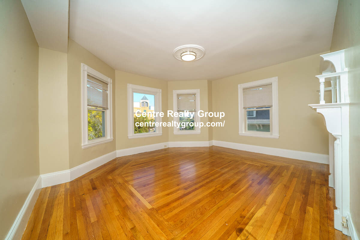3 bed, 1 bath apartment for rent at 1590 Cambridge St Unit 5, Harvard Square — photo 1 of 14