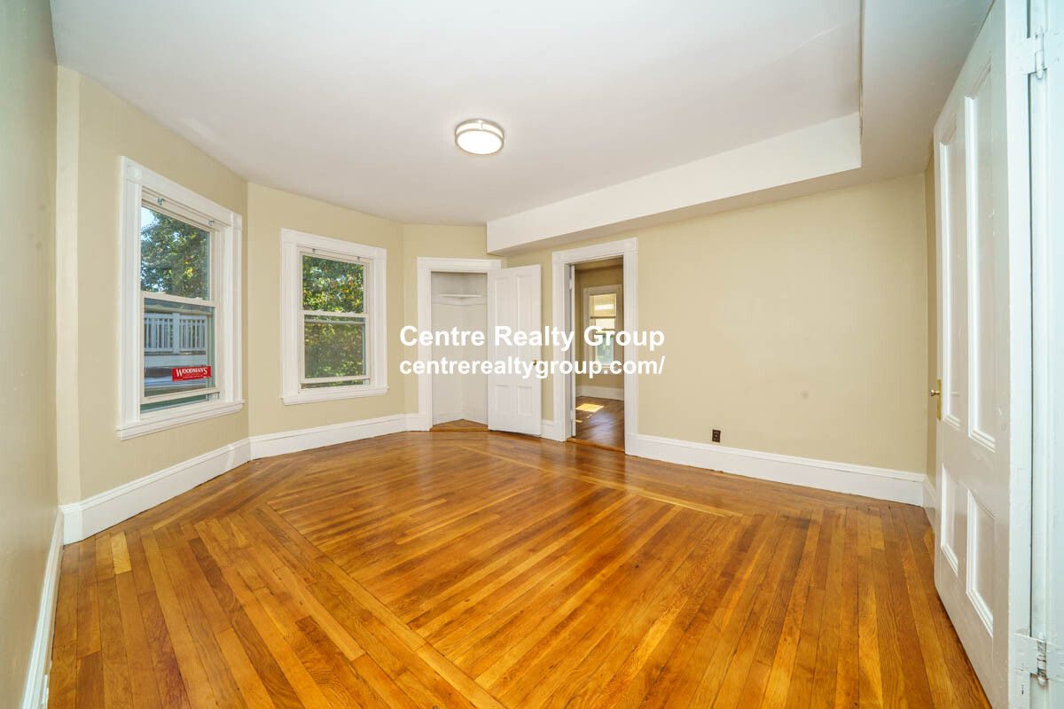 3 bed, 1 bath apartment for rent at 1590 Cambridge St Unit 5, Harvard Square — photo 5 of 14