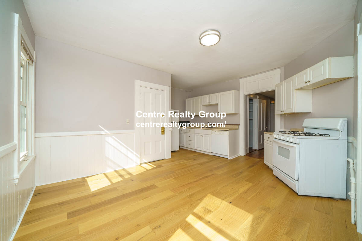 3 bed, 1 bath apartment for rent at 1590 Cambridge St Unit 5, Harvard Square — photo 9 of 14