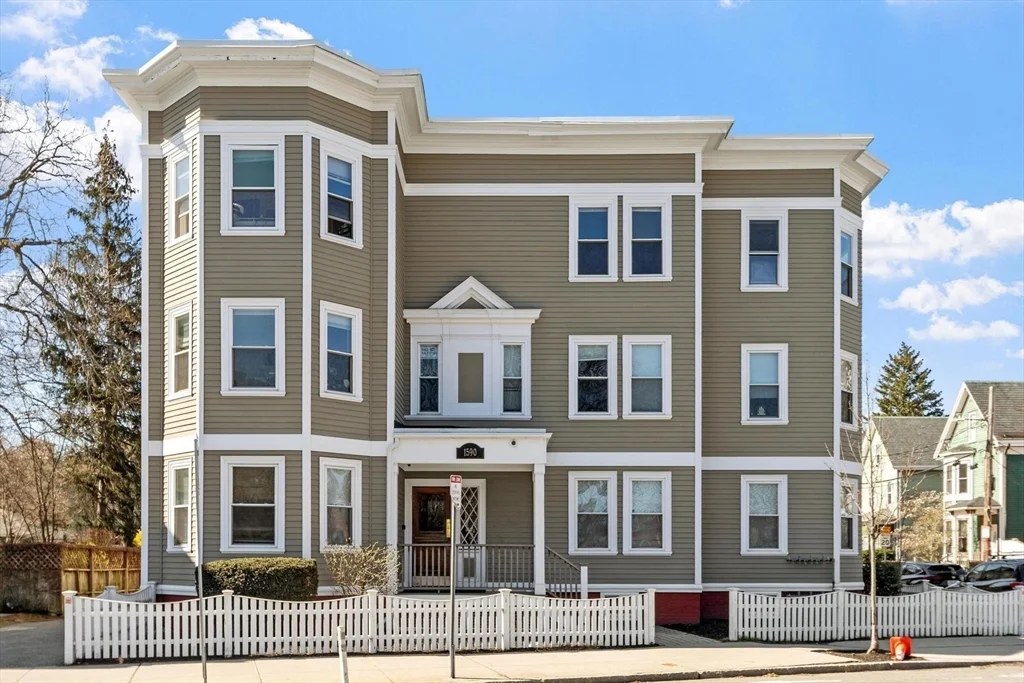 3 bed, 1 bath apartment for rent at 1590 Cambridge St Unit 6, Mid-Cambridge — photo 28 of 31