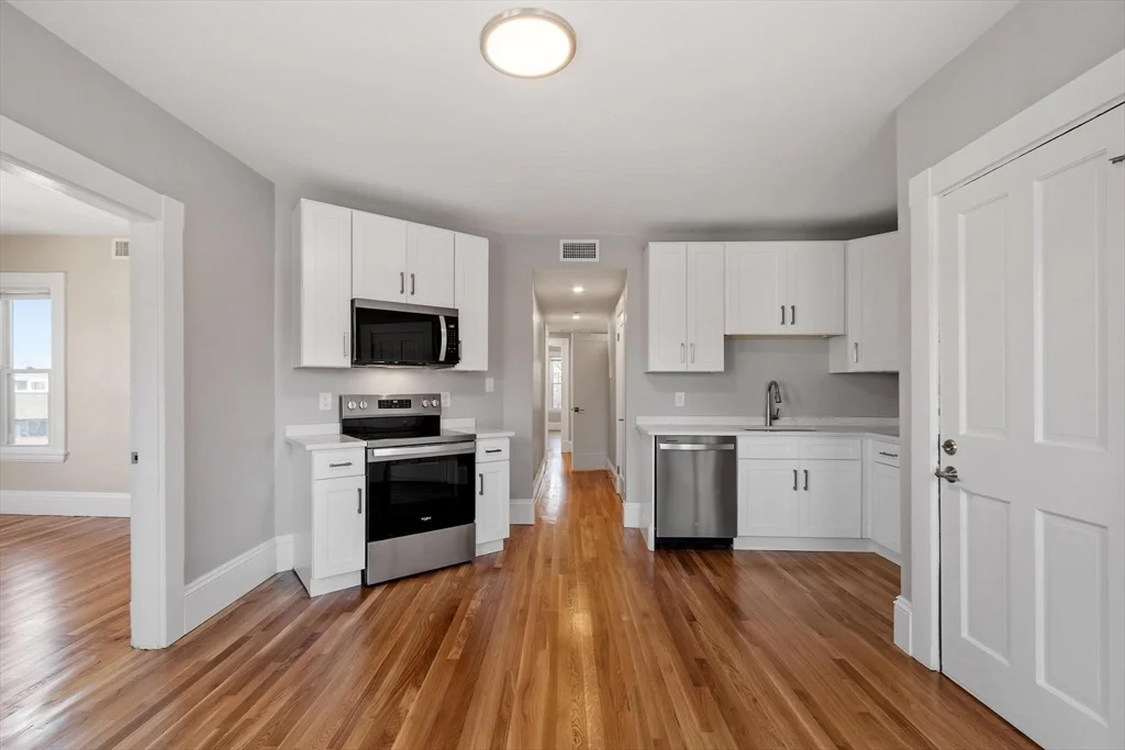 3 bed, 1 bath apartment for rent at 1590 Cambridge St Unit 6, Mid-Cambridge — photo 2 of 31