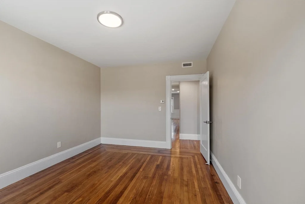 3 bed, 1 bath apartment for rent at 1590 Cambridge St Unit 6, Mid-Cambridge — photo 7 of 31