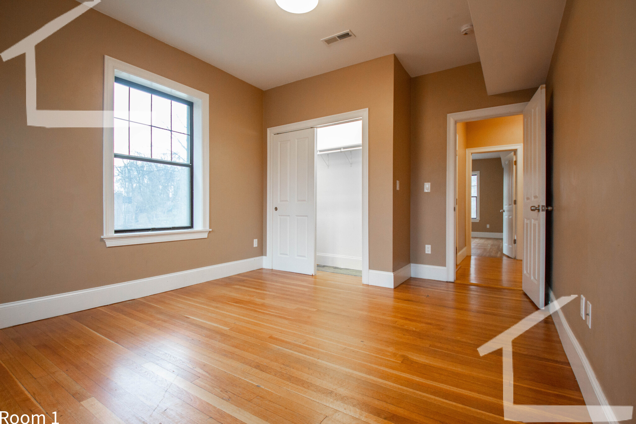 4 bed, 2 bath apartment for rent at 1592 Beacon St Unit 3, Corey Hill — photo 5 of 17