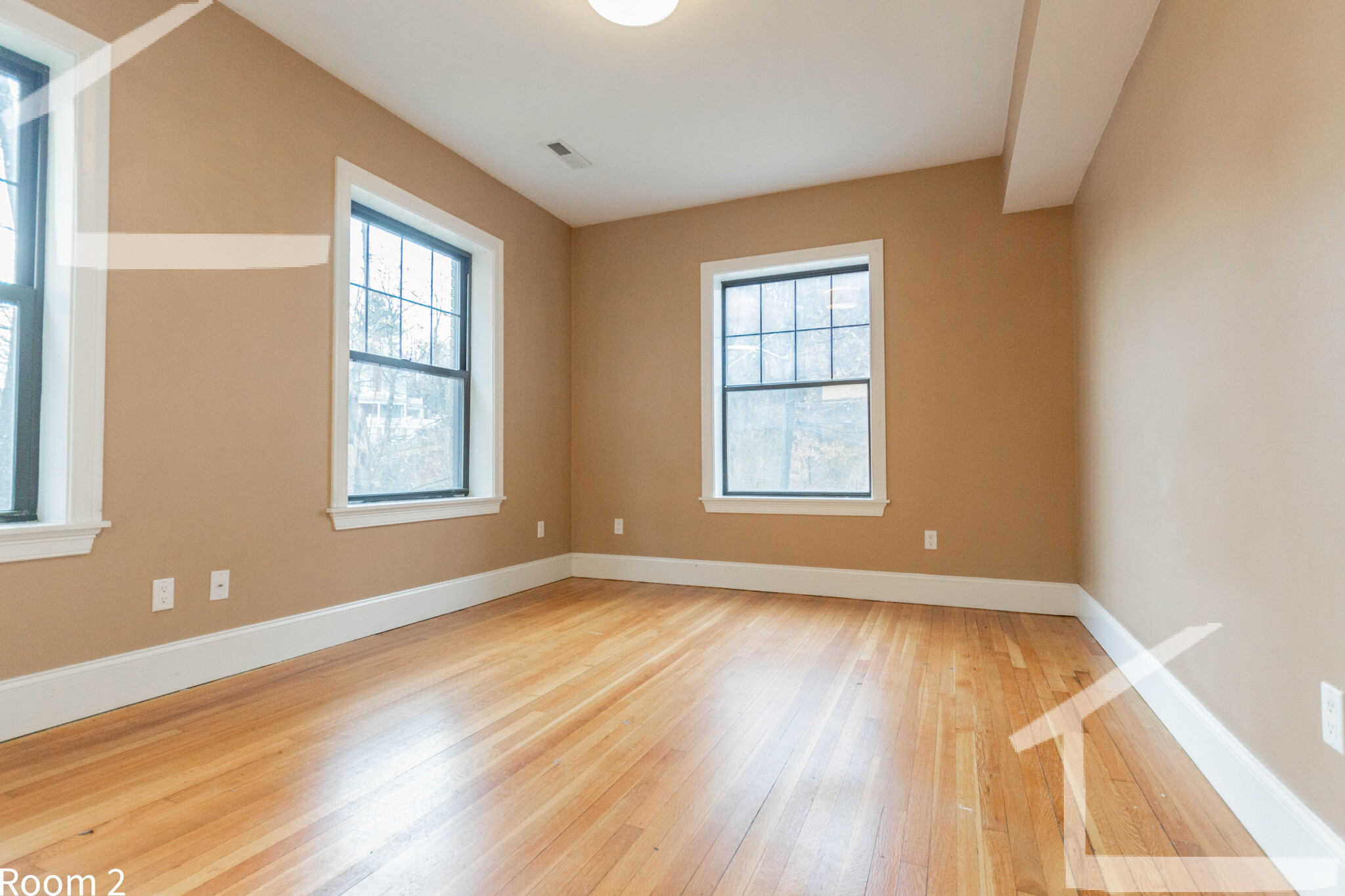 4 bed, 2 bath apartment for rent at 1592 Beacon St Unit 3, Corey Hill — photo 6 of 17