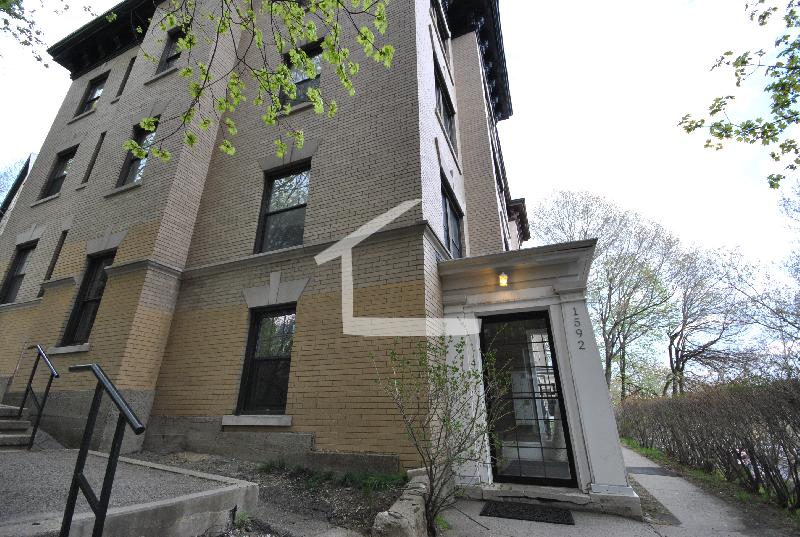 4 bed, 2 bath apartment for rent at 1592 Beacon St Unit 3, Corey Hill — photo 16 of 17