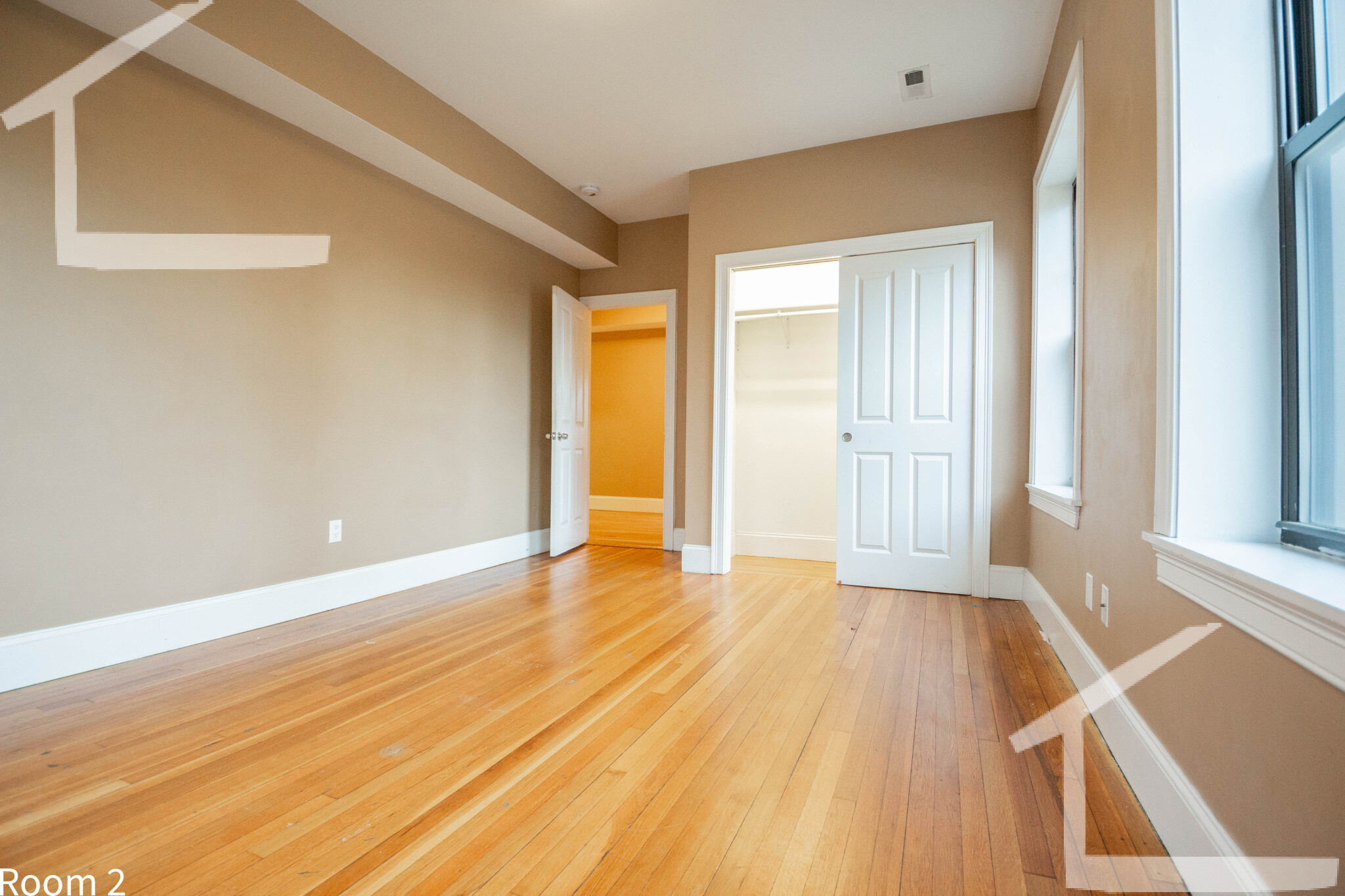 4 bed, 2 bath apartment for rent at 1592 Beacon St Unit 3, Corey Hill — photo 7 of 17