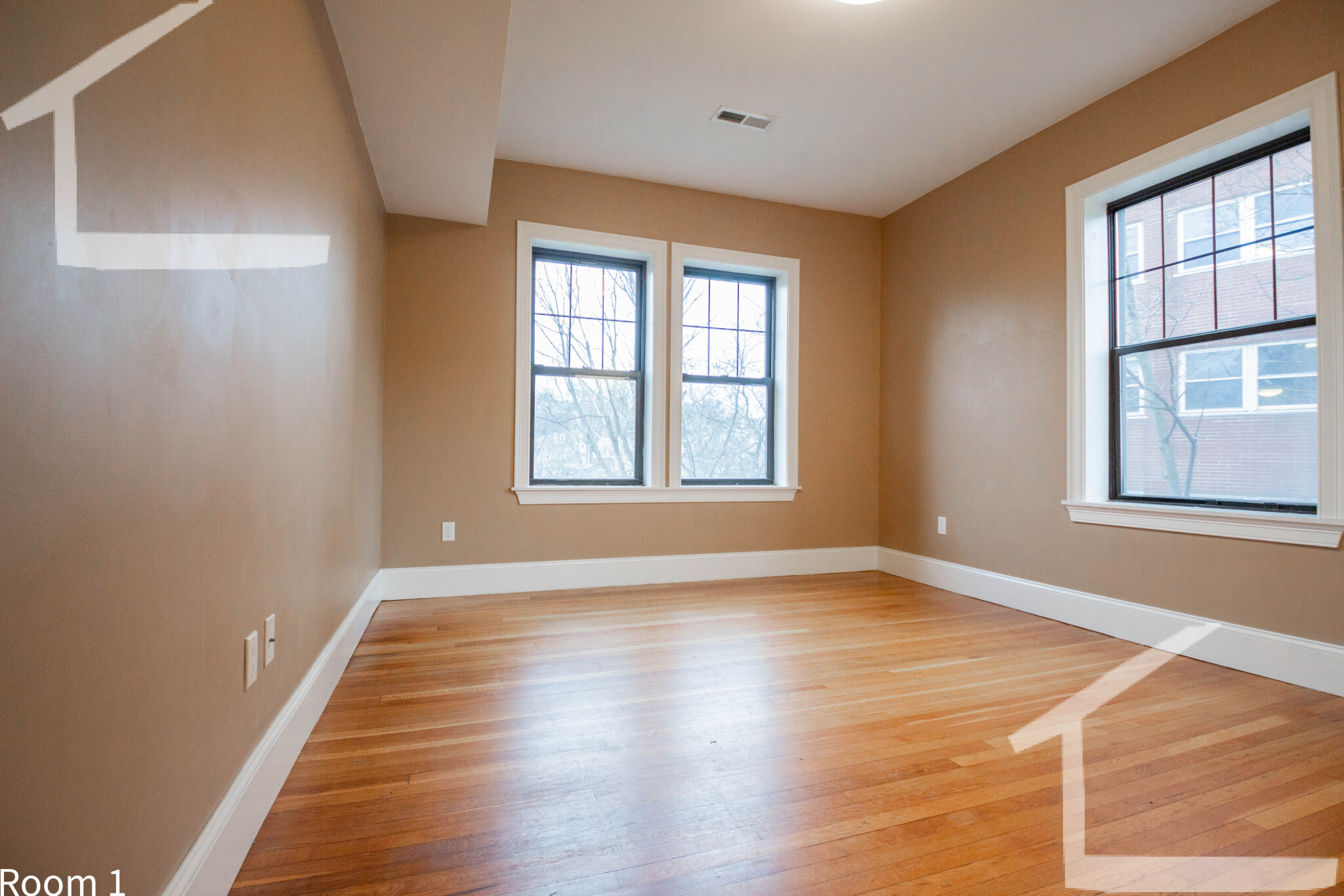 4 bed, 2 bath apartment for rent at 1592 Beacon St Unit 3, Corey Hill — photo 4 of 17