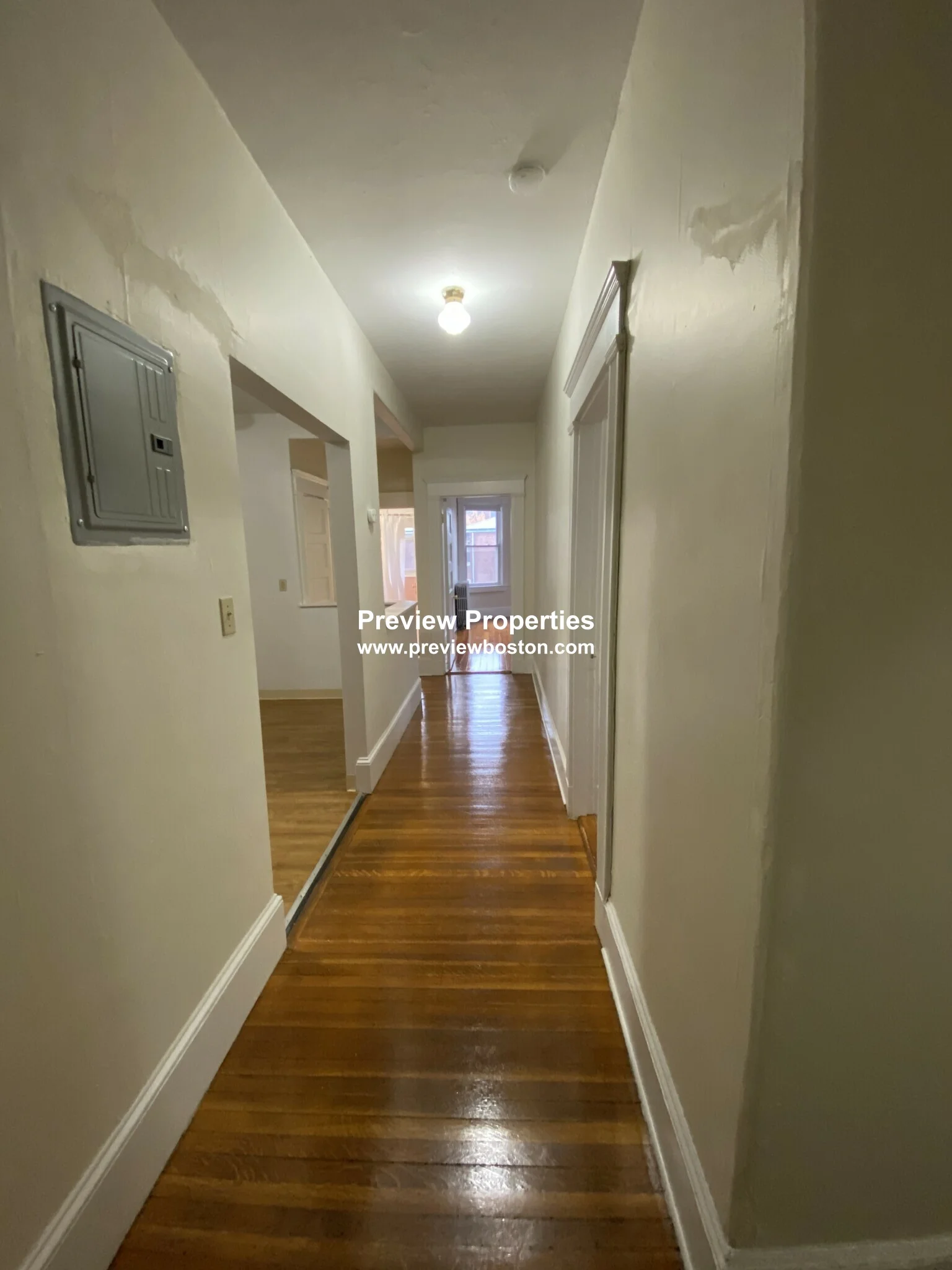 2 bed, 1 bath apartment for rent at 1595 Beacon St Unit 11, Brookline — photo 12 of 12