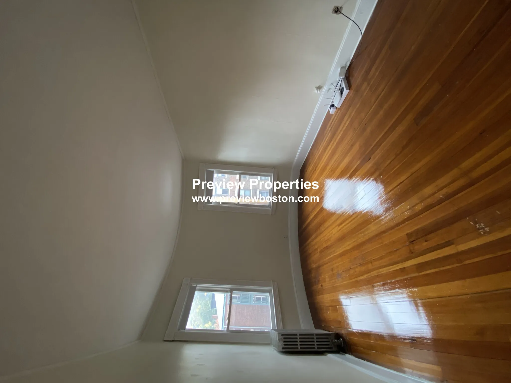 2 bed, 1 bath apartment for rent at 1595 Beacon St Unit 11, Brookline — photo 3 of 12