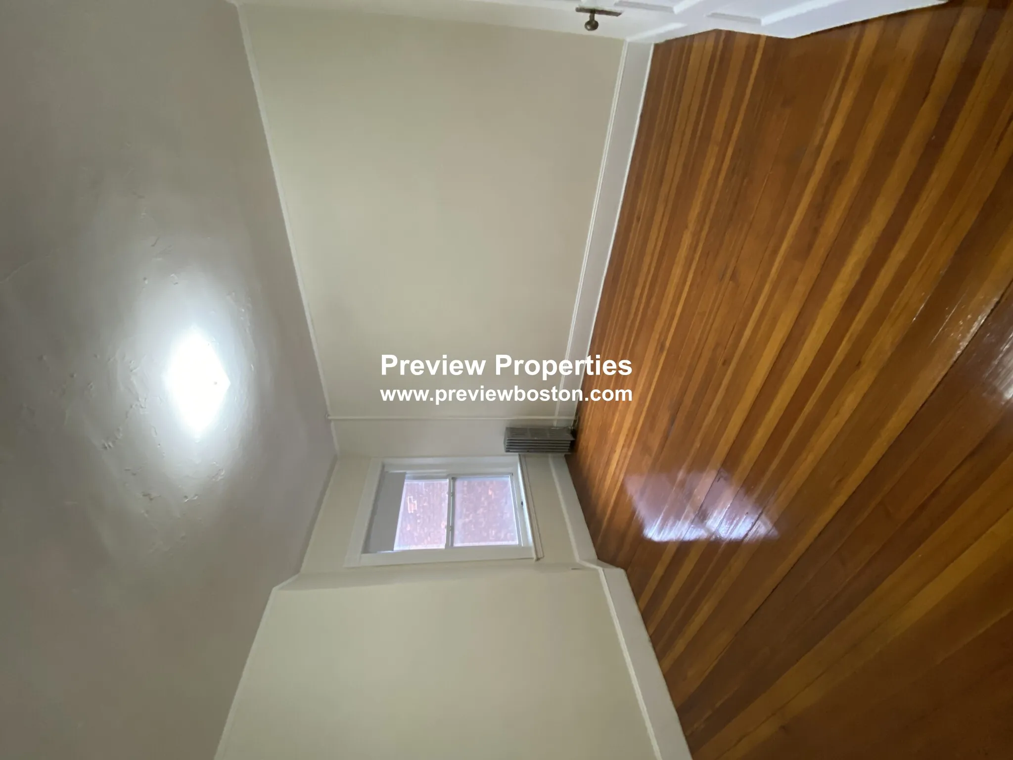 2 bed, 1 bath apartment for rent at 1595 Beacon St Unit 11, Brookline — photo 2 of 12
