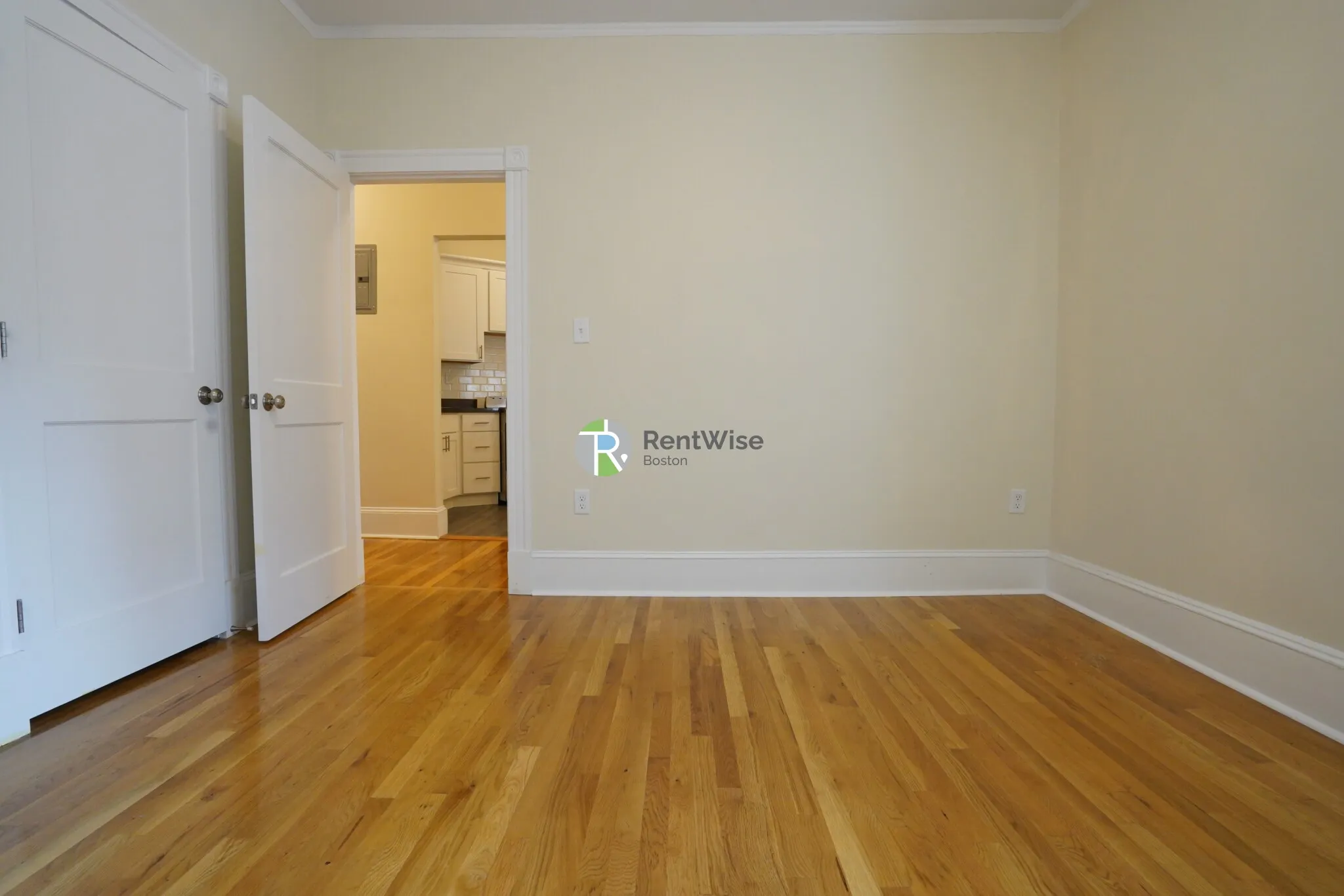 2 bed, 1 bath apartment for rent at 1595 Beacon St Unit 3, Brookline — photo 11 of 19