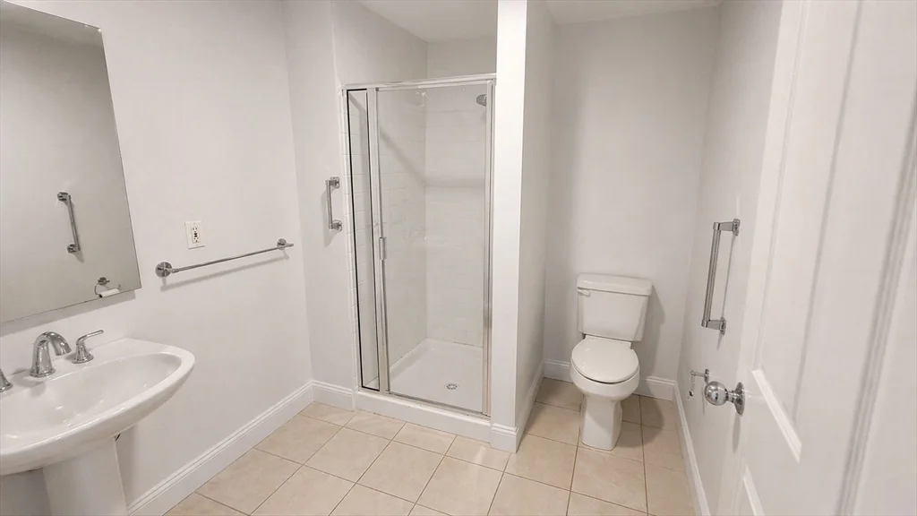 2 bed, 2 bath apartment for rent at 1597 Washington St Unit 601, South End — photo 6 of 7