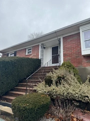 1 bed, 1 bath apartment for rent at 15A West St Unit A, North Woburn — photo 1 of 17