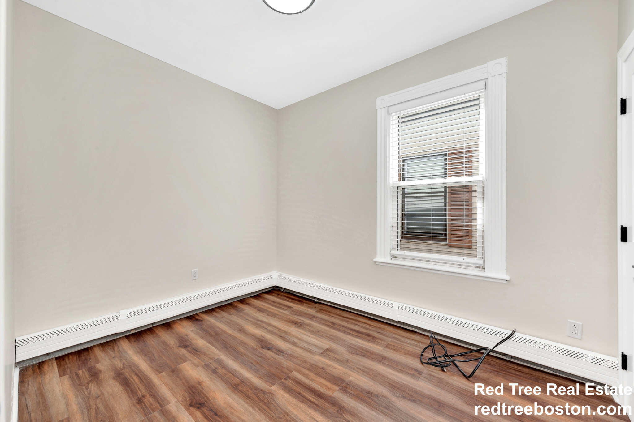3 bed, 1 bath apartment for rent at 16-16 1/2 O St Unit 2, South Boston — photo 6 of 18