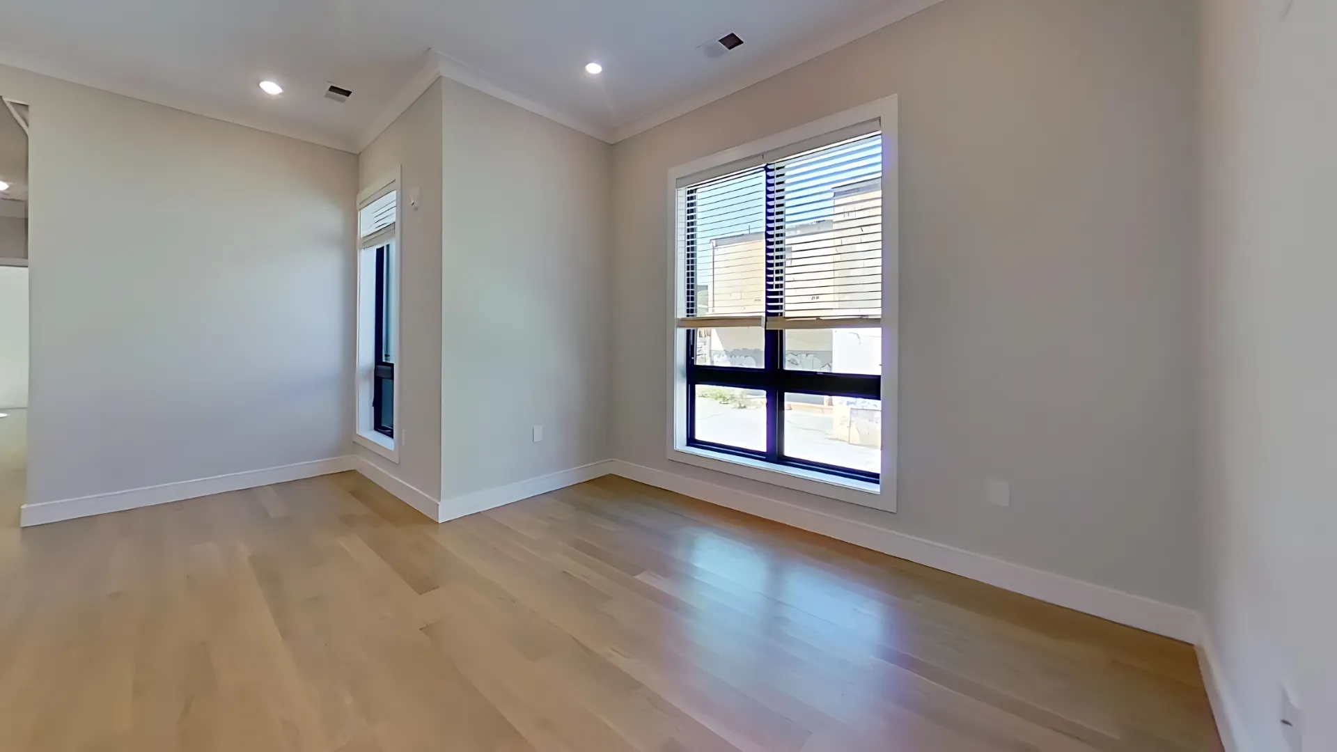 4 bed, 3 bath apartment for rent at 16-18 Boston St Unit 102, South Boston