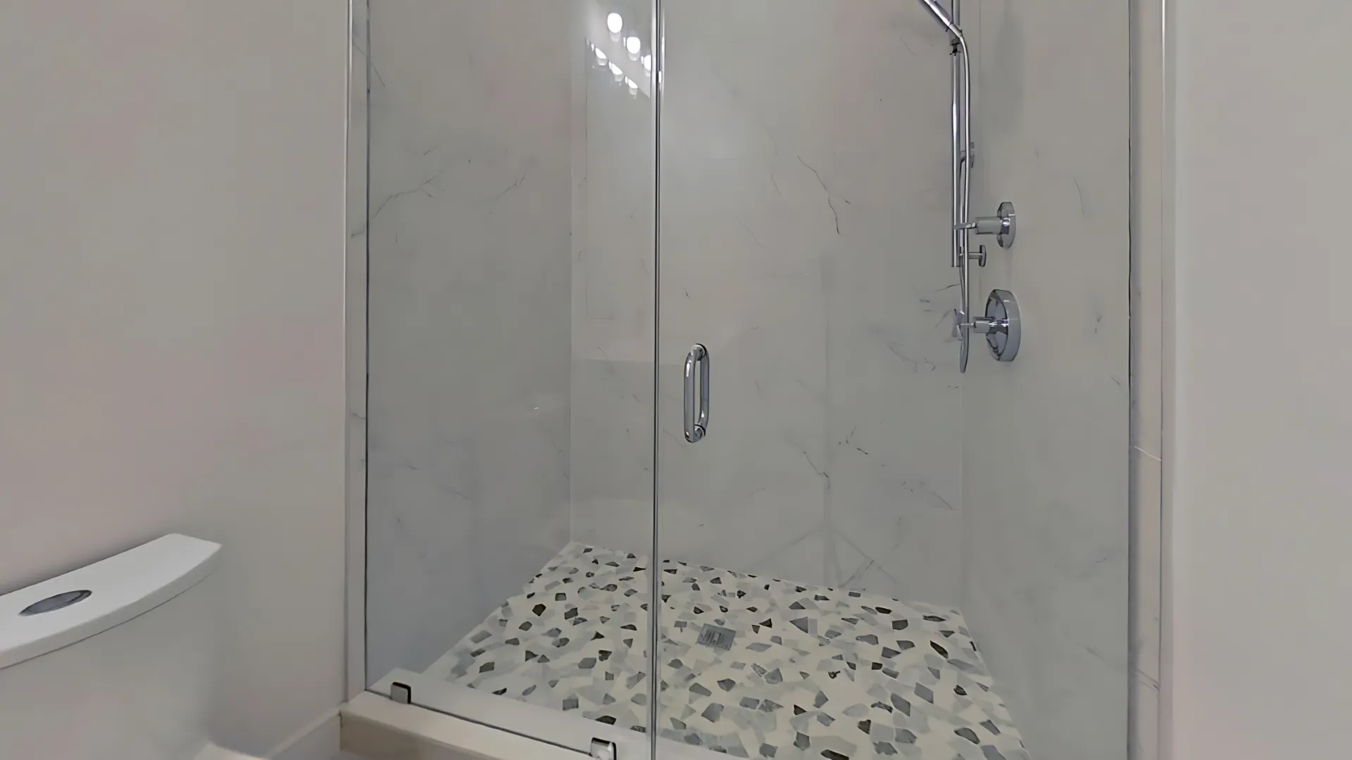 4 bed, 3 bath apartment for rent at 16-18 Boston St Unit 102, South Boston — photo 5 of 7