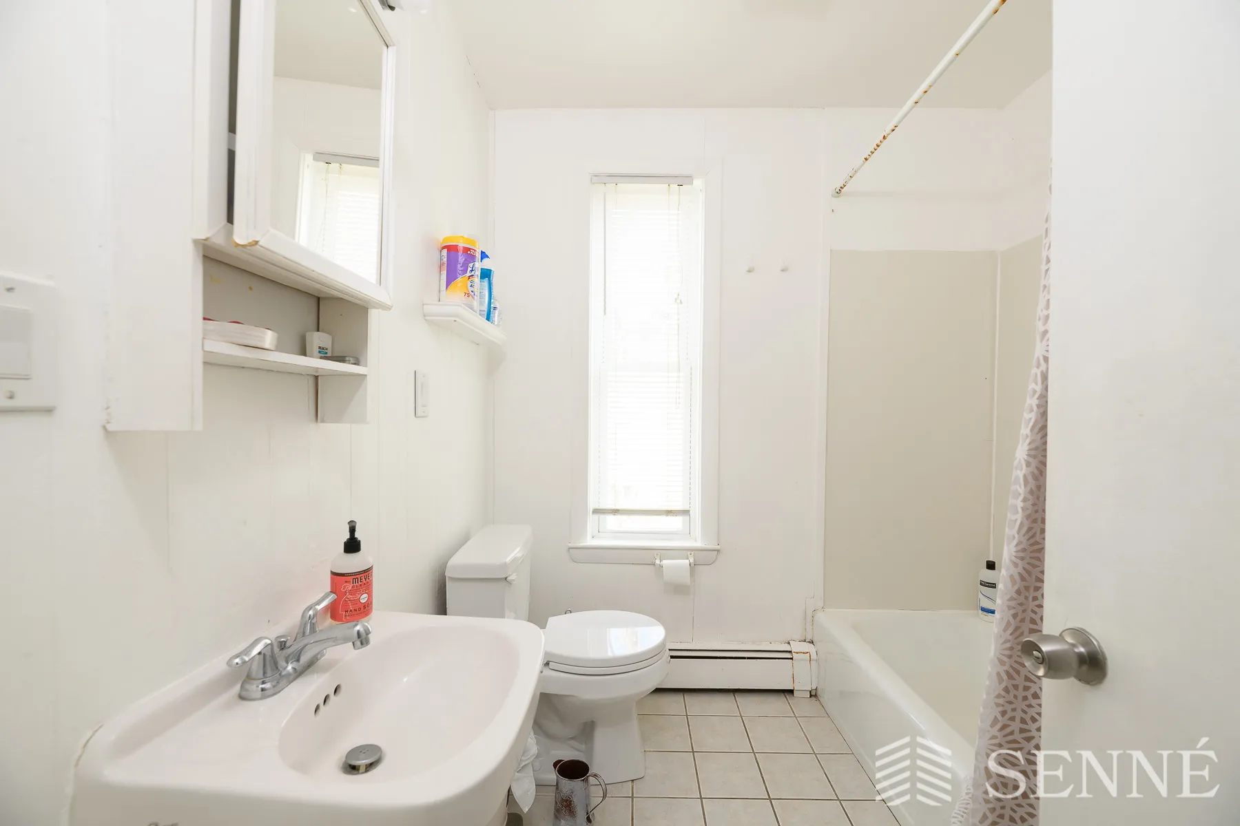 3 bed, 1 bath apartment for rent at 16-18 Bristol St Unit 2, Wellington-Harrington — photo 8 of 10