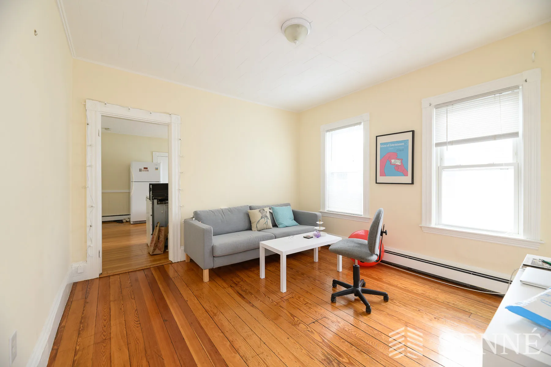 3 bed, 1 bath apartment for rent at 16-18 Bristol St Unit 2, Wellington-Harrington — photo 2 of 10