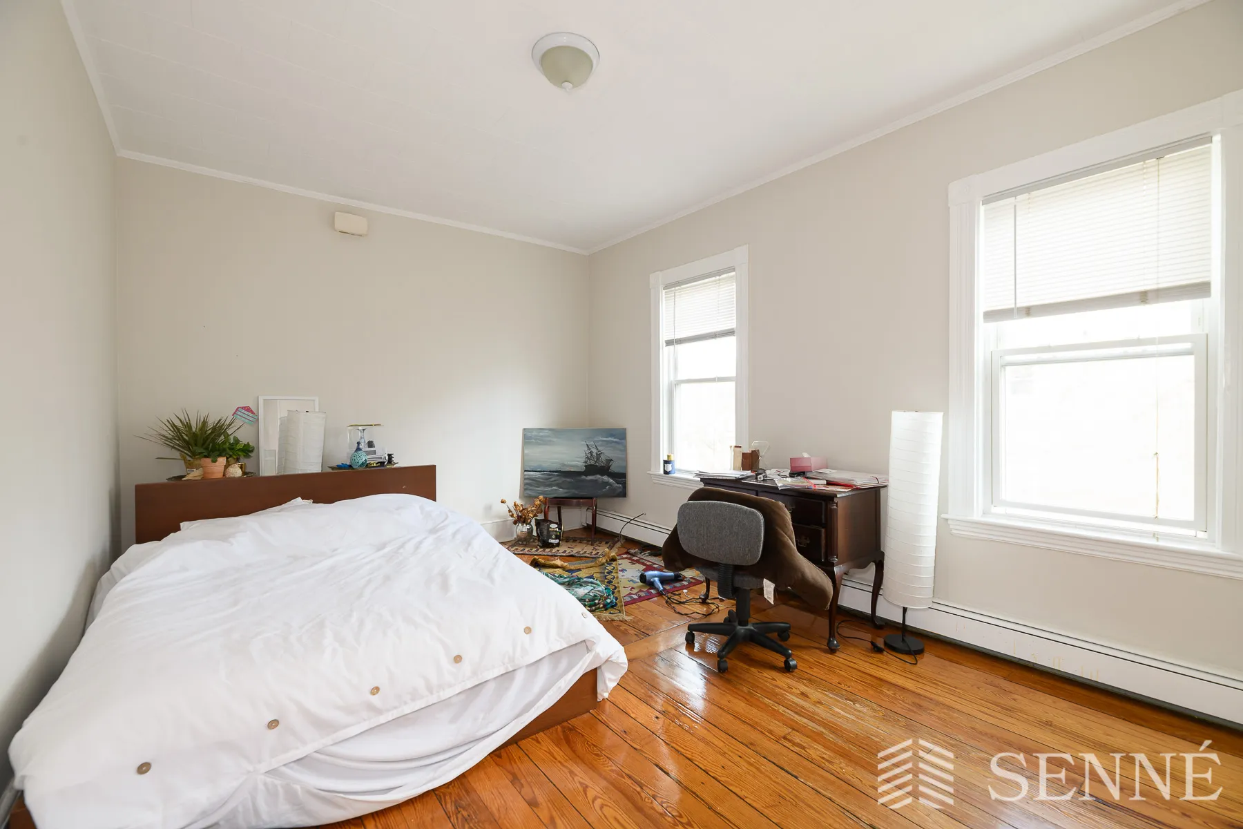 3 bed, 1 bath apartment for rent at 16-18 Bristol St Unit 2, Wellington-Harrington — photo 5 of 10
