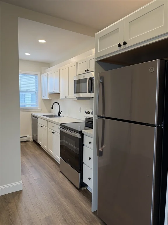 3 bed, 1 bath apartment for rent at 16-18 Mt Pleasant St Unit 2, Chelmsford — photo 5 of 7