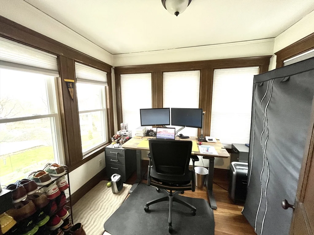 1 bed, 1 bath apartment for rent at 16-18 Oak Hill Rd Unit 1, Waltham — photo 11 of 11