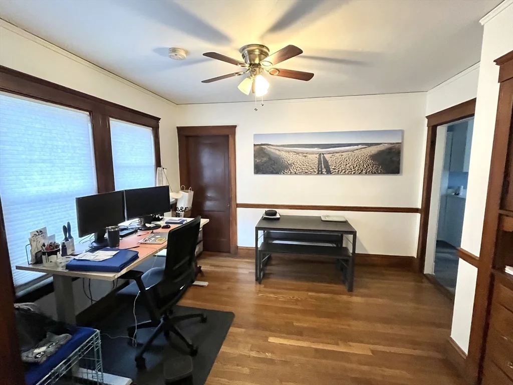 1 bed, 1 bath apartment for rent at 16-18 Oak Hill Rd Unit 1, Waltham — photo 3 of 11