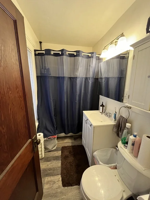 1 bed, 1 bath apartment for rent at 16-18 Oak Hill Rd Unit 1, Waltham — photo 10 of 11