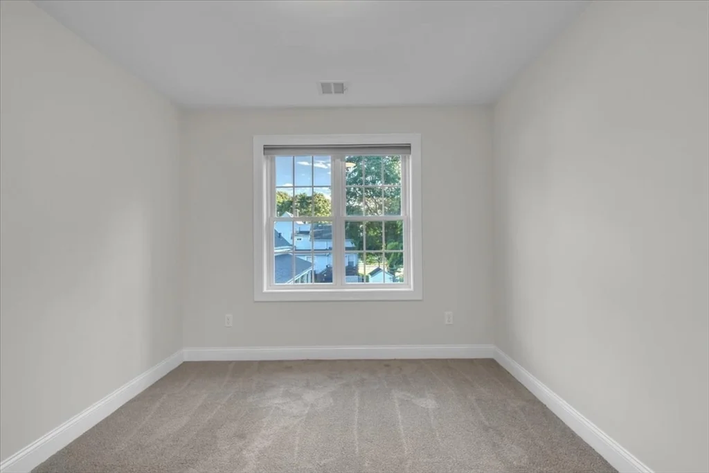 3 bed, 2 bath apartment for rent at 16-18 Peckham Ave Unit 2, Brockton — photo 13 of 27