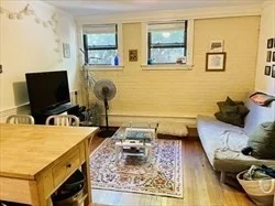 1 bed, 1 bath apartment for rent at 16-18 Walk Hill Unit 6, Jamaica Plain — photo 4 of 13