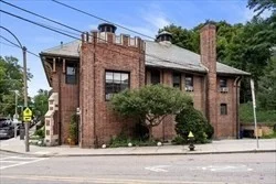 1 bed, 1 bath apartment for rent at 16-18 Walk Hill Unit 6, Jamaica Plain — photo 2 of 13
