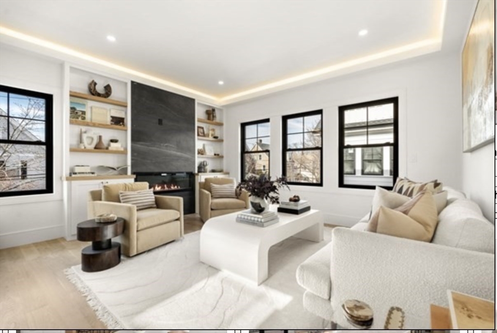 3 bed, 3 bath apartment for rent at 16-22 Clinton St Unit 18, Newton — photo 1 of 26
