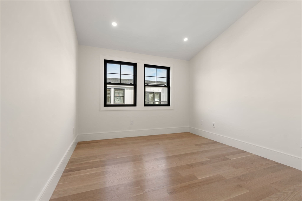 3 bed, 3 bath apartment for rent at 16-22 Clinton St Unit 18, Newton — photo 22 of 26