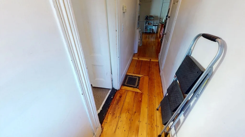 3 bed, 1 bath apartment for rent at 16-22 Reedsdale Unit 16, Boston — photo 3 of 11