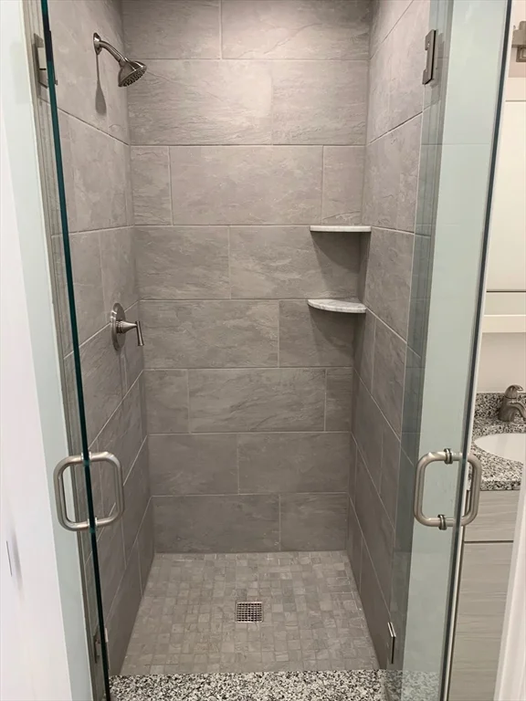 Studio bed, 1 bath apartment for rent at 16 5th Unit 11, Chelsea — photo 8 of 11