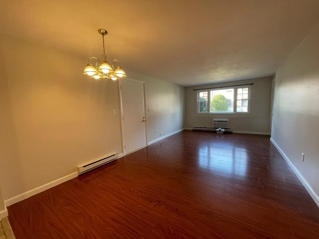 2 bed, 1 bath apartment for rent at 16-A Mayberry Dr Unit 1, Westborough — photo 3 of 15