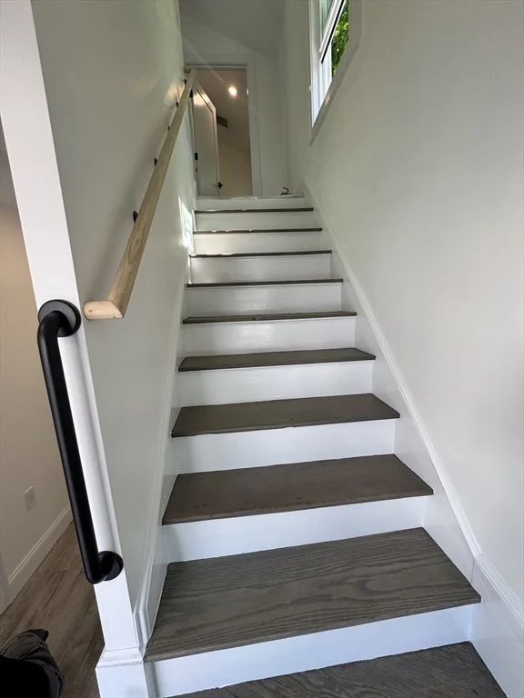 3 bed, 1 bath apartment for rent at 16 Adams St Unit 1, Hyde Park — photo 11 of 15